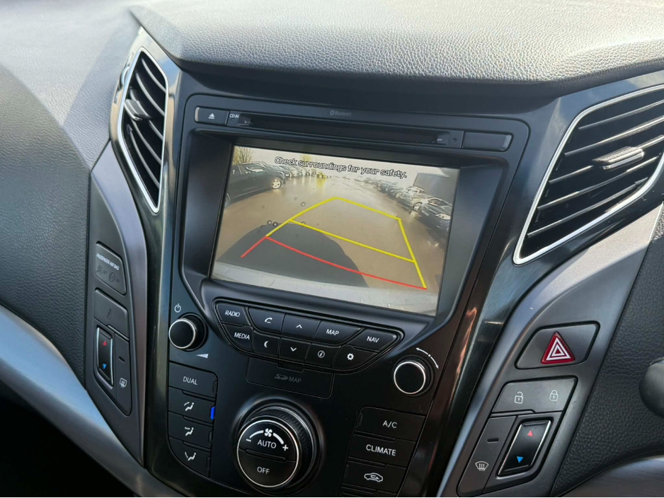 2016 Hyundai i40 - image 16