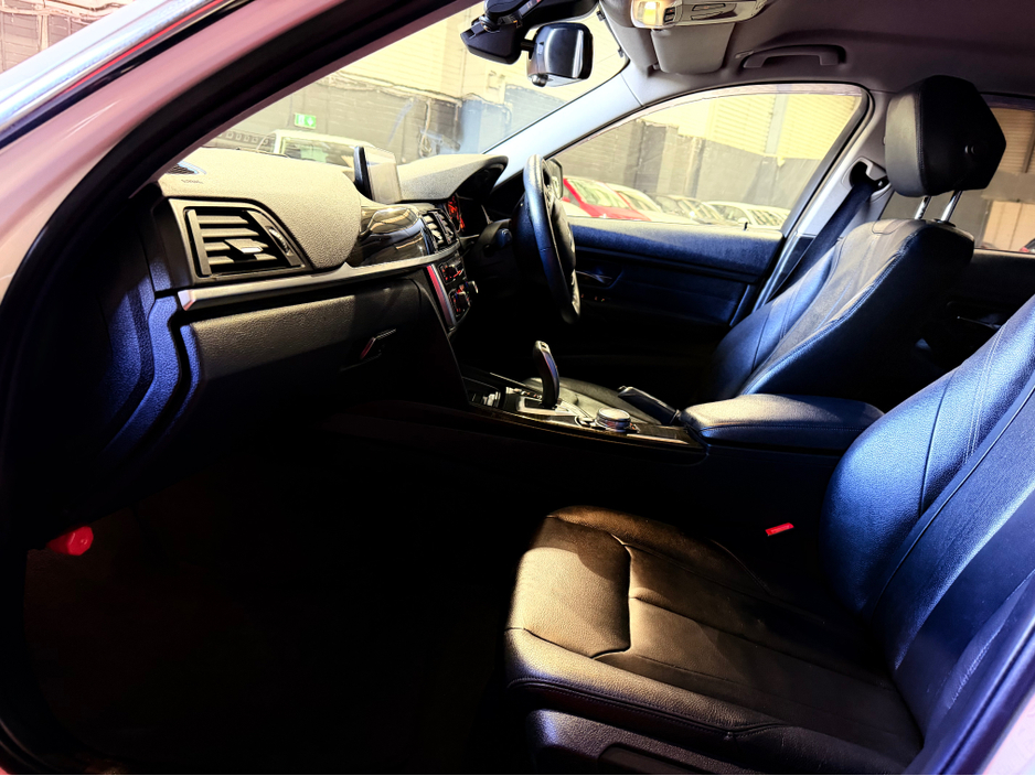 2015 BMW 3 Series 4d 320D LUXURY (AUTO) €16,249