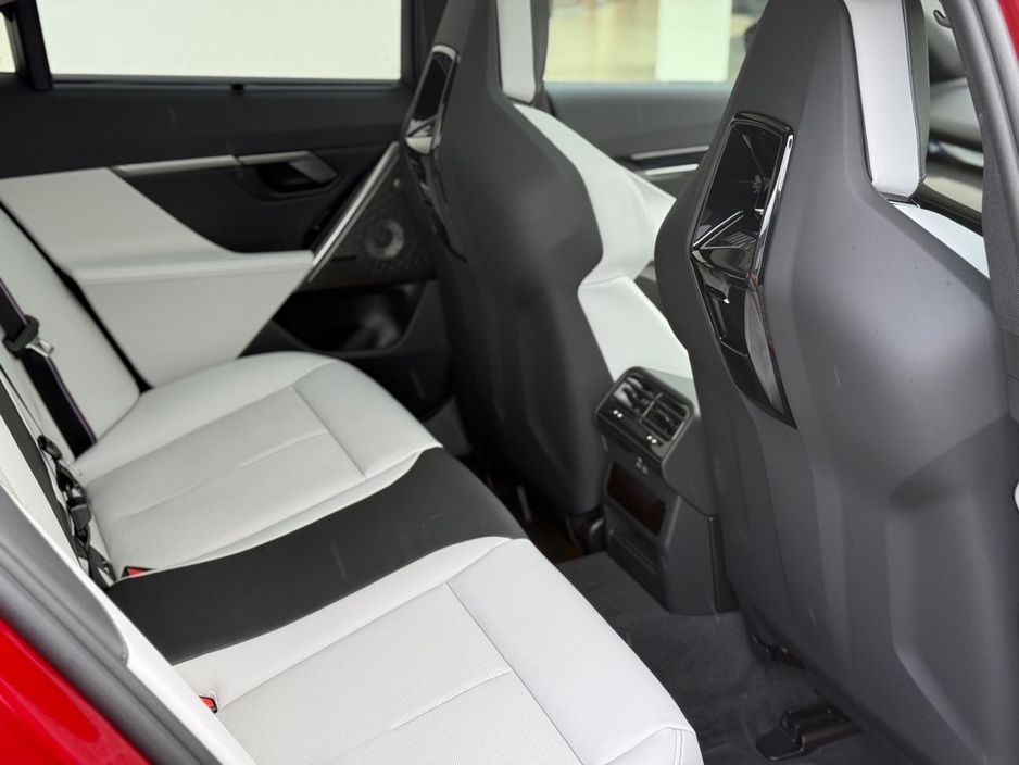 2026 BMW M5 - image 11