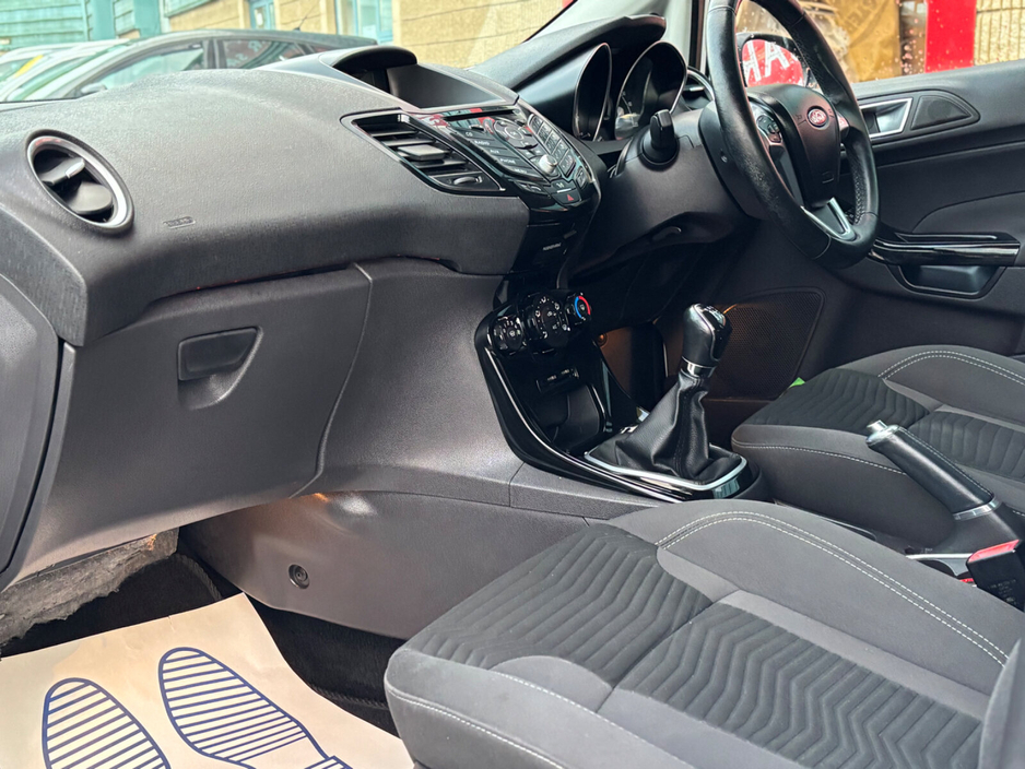 2015 Ford Fiesta 1.25 60PS Titanium €9,250