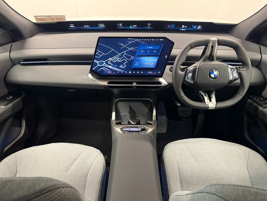 2026 BMW iX3 - image 4