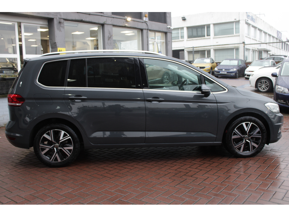 2021 Volkswagen Touran 2.0TDI HIGHLINE PLUS AUTO PAN ROOF  // UPGRADED ALLOYS // STUNNING CAR // BUY WITH CONFIDENCE AA AND SIMI APPROVED DEALER 2026 // FINANCE ARRANGED // ALL TRADE INS WELCOME // WELL WORTH VIEWING // €31,950