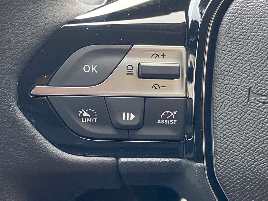 2026 Peugeot 408 MHEV 145BHP e-DCS6 Allure Auto