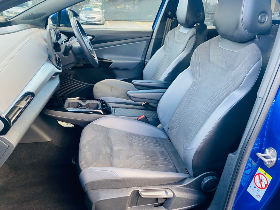 2024 Volkswagen ID.4 - image 14