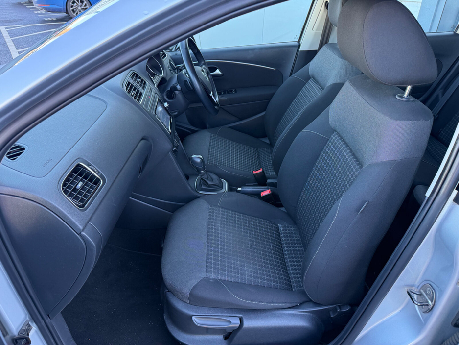 2015 Volkswagen Polo - image 21