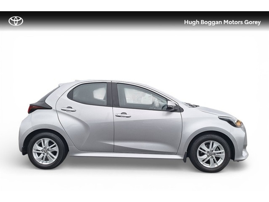 2023 Toyota Yaris 1.0 Luna Manual €21,950