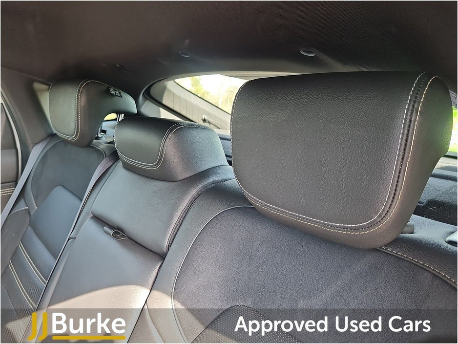 2023 Renault Arkana - image 16