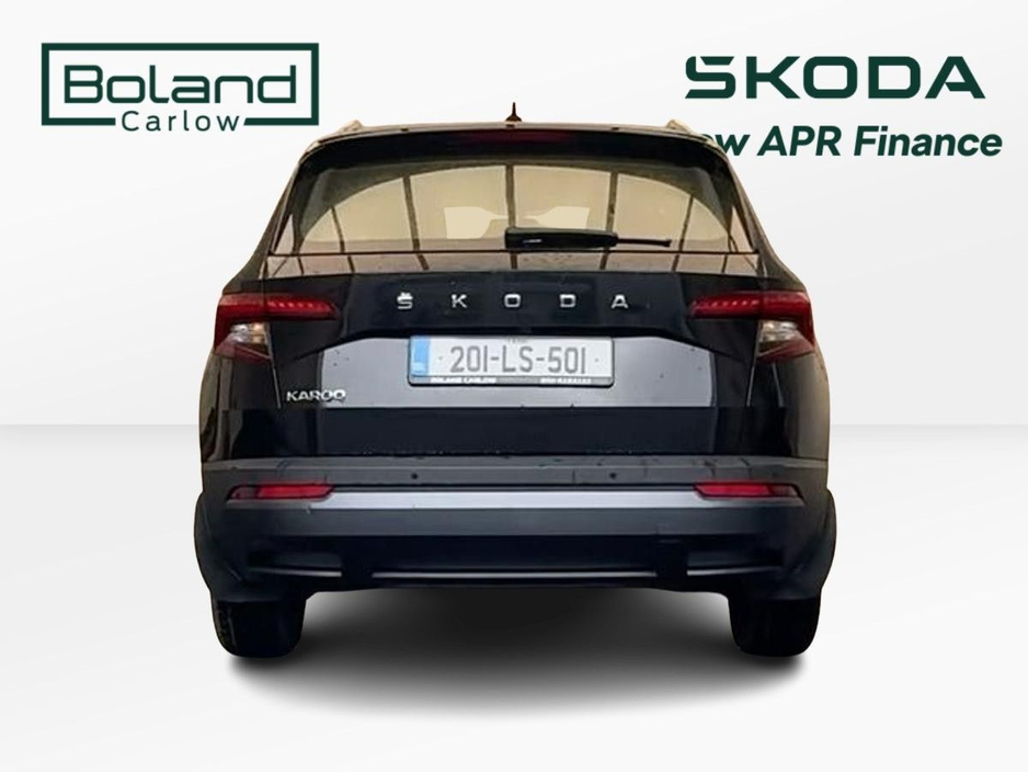 2020 Skoda Karoq - image 12
