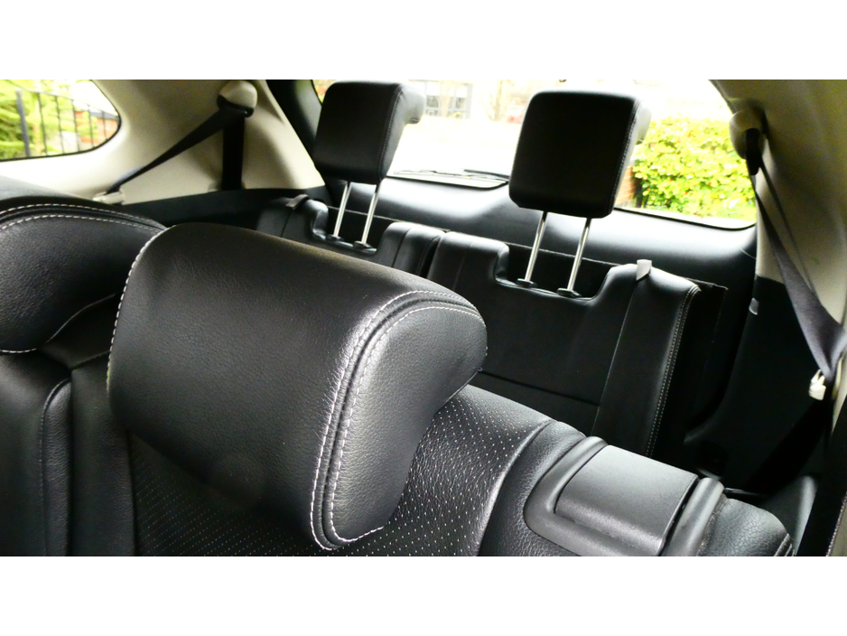 2015 Mitsubishi Outlander - image 11