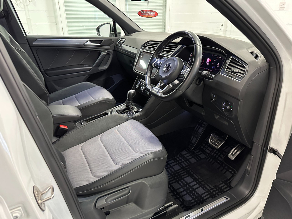 2019 Volkswagen Tiguan - image 20