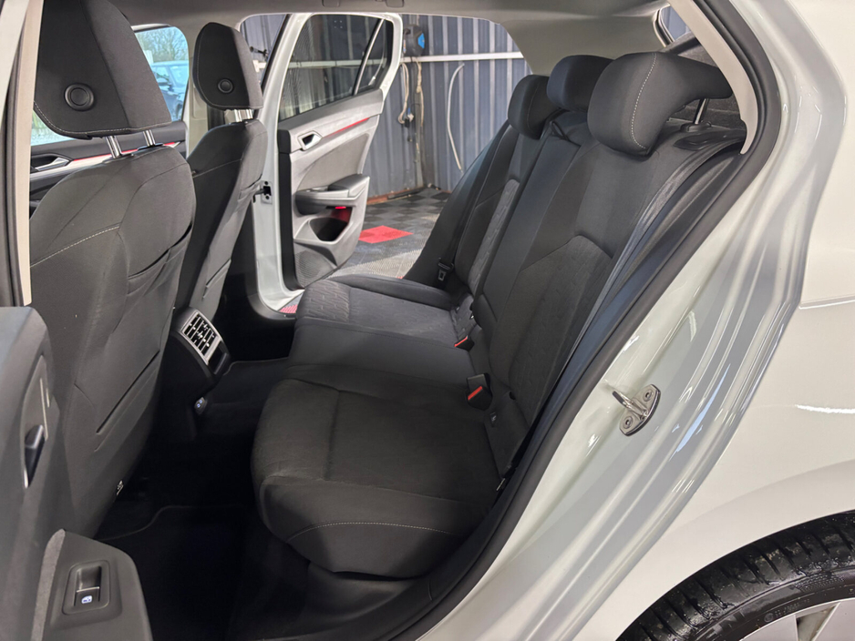 2025 Volkswagen Golf GOLF EDITION 75 2.0 TDI 116HP €33,950