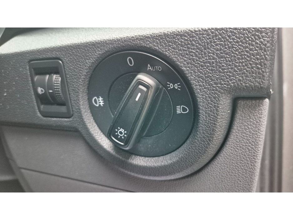 2020 Volkswagen T-Cross - image 26