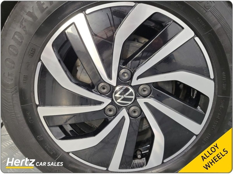 2024 Volkswagen Polo - image 11