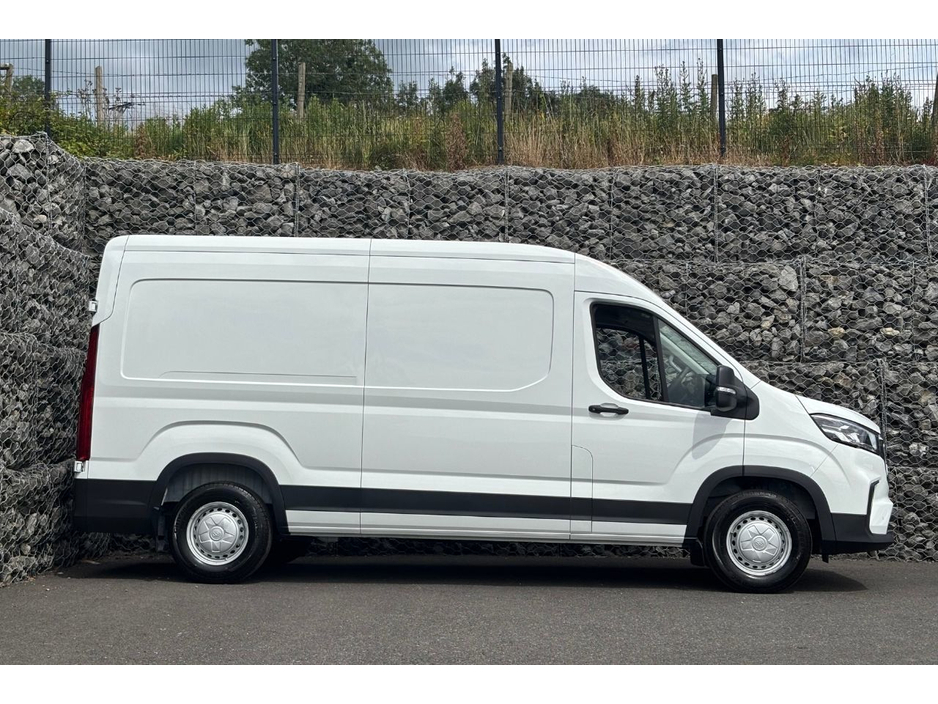 2026 Maxus Deliver 9 BASE L3H2 2.0 TCDI 1 €28,495
