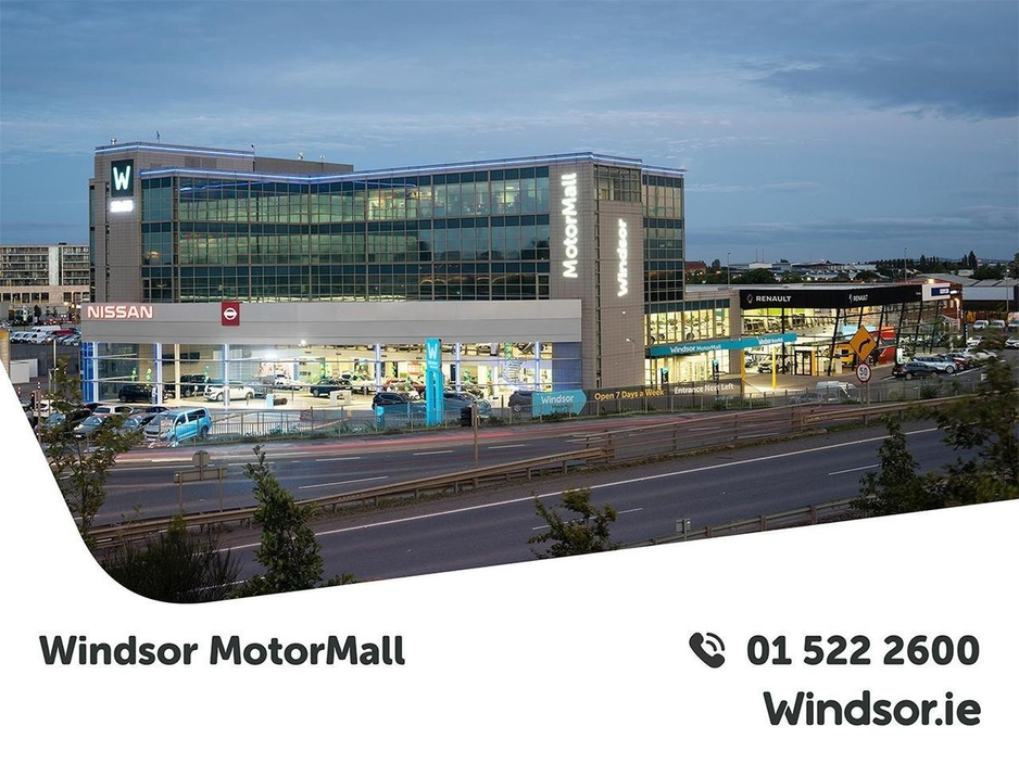 2022 Kia Sorento - image 3