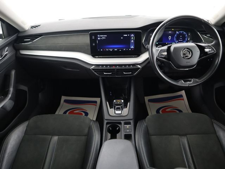 2022 Skoda Octavia - image 15