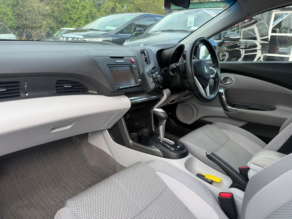 2011 Honda CR-Z - image 14