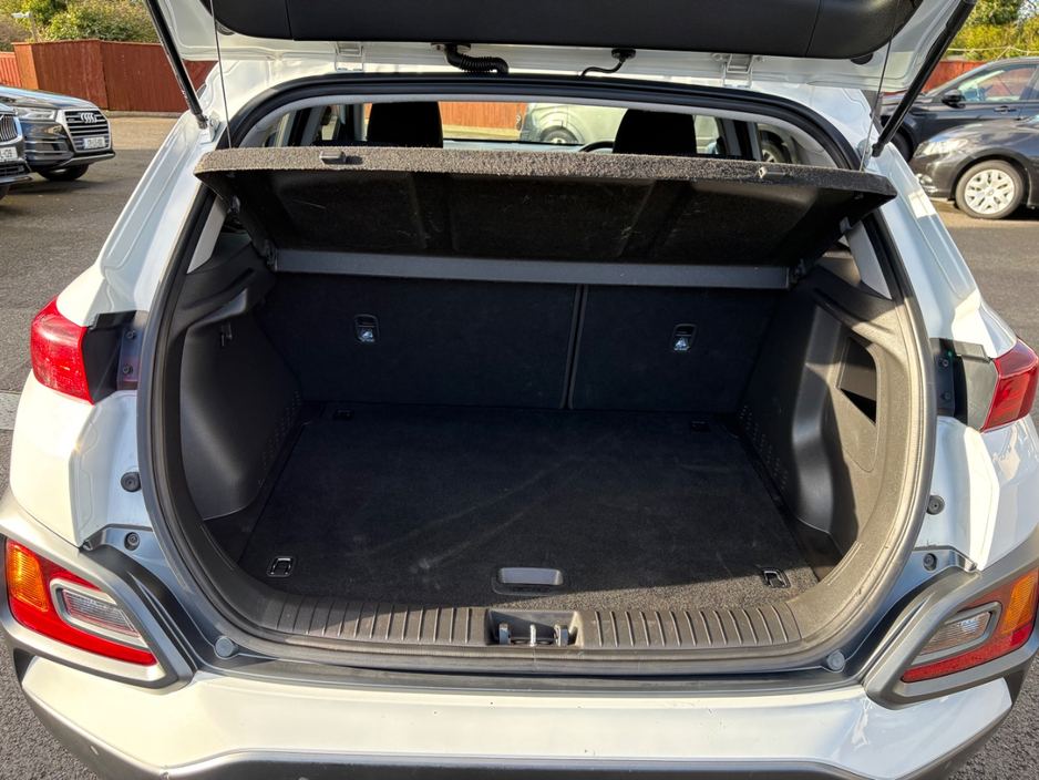 2018 Hyundai Kona - image 16