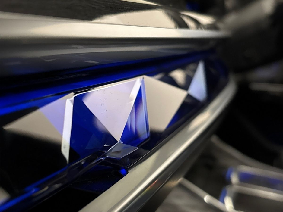 2024 BMW 7 Series - image 33