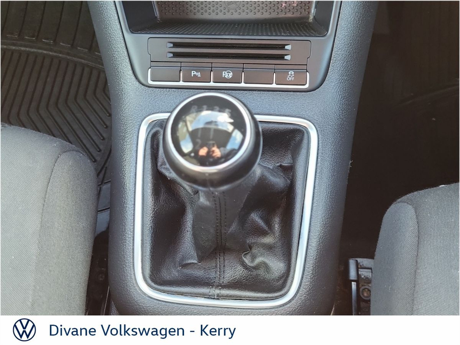 2012 Volkswagen Golf Plus - image 15