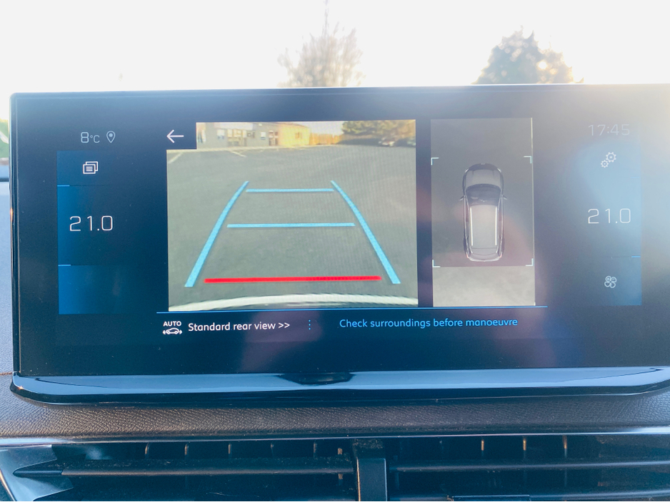 2022 Peugeot 3008 - image 17