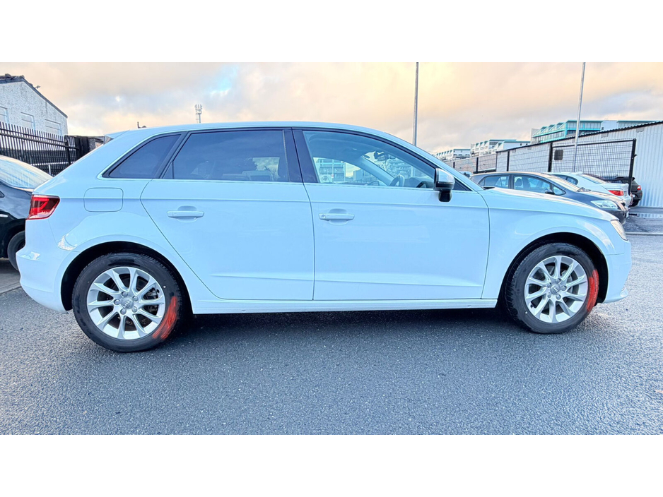 2015 Audi A3 1.4 TFSI 140BHP S LINE €14,500