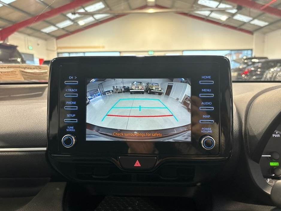 2021 Toyota Yaris HYBRID LUNA 4DR AUTO €22,950