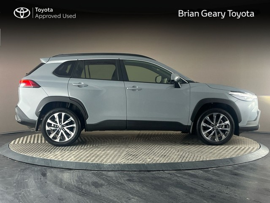 2025 Toyota Corolla Cross HYBRID SPORT €39,950