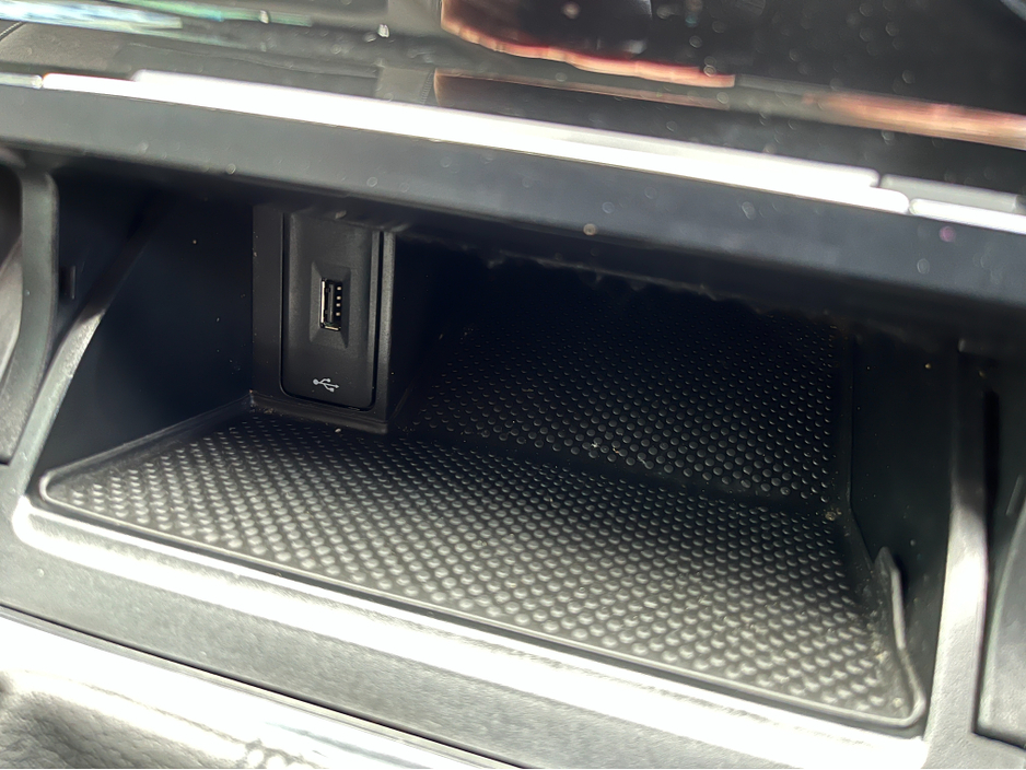 2019 Volkswagen Golf - image 18