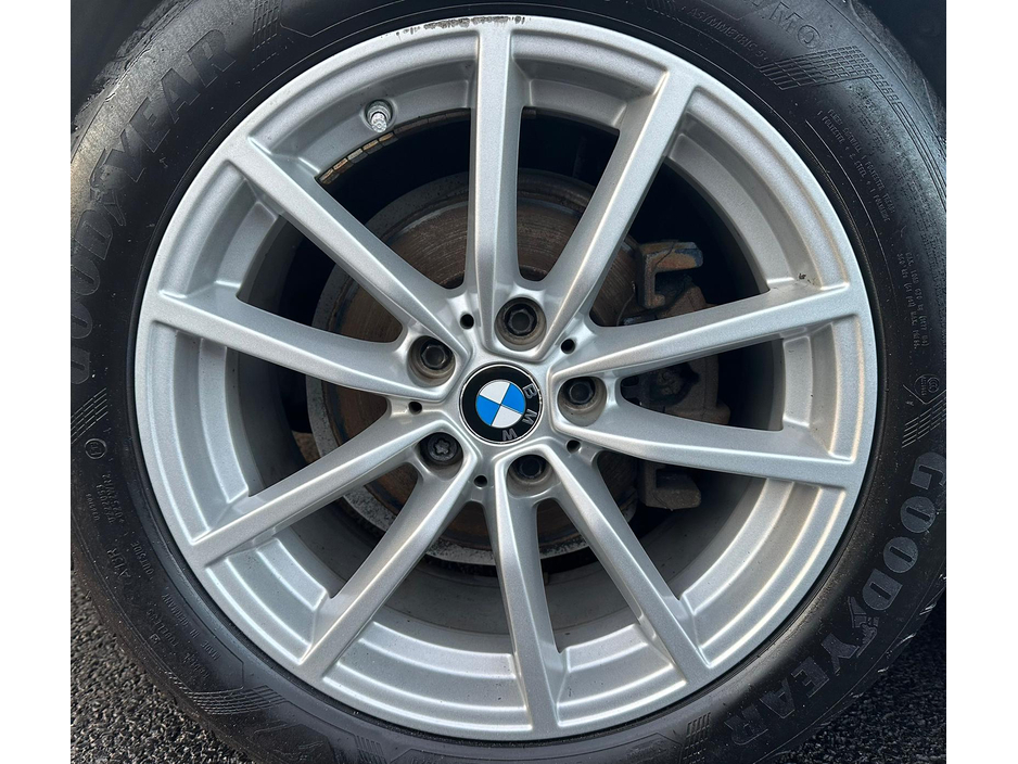 2019 BMW 3 Series 318D G20 D SE AUTO SERVICE HISTORY €26,495