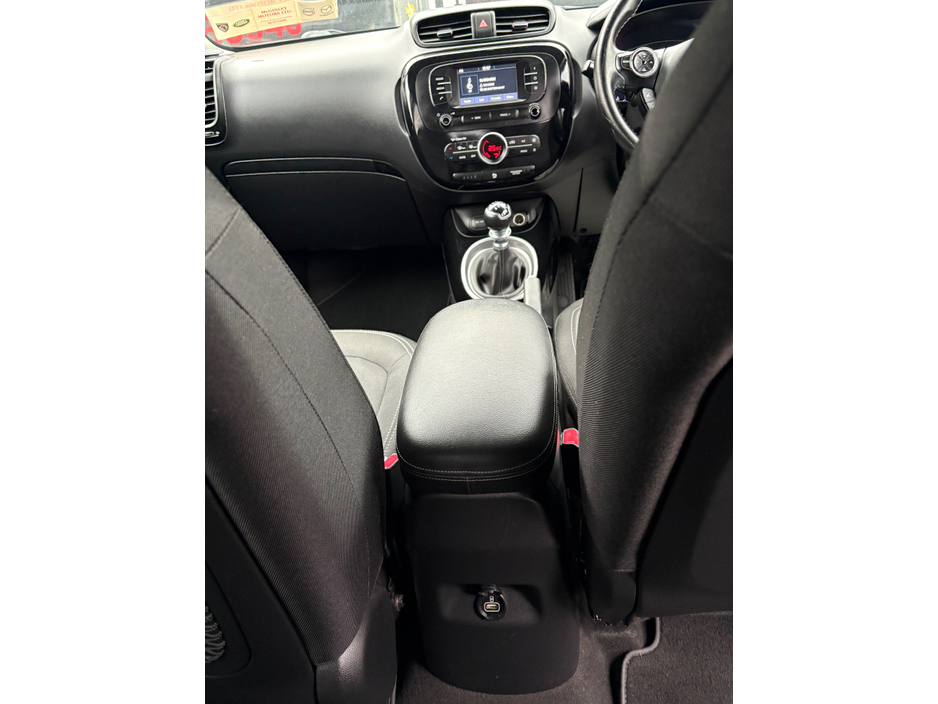 2018 Kia Soul - image 15