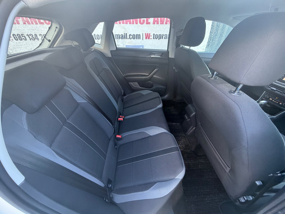 2020 Volkswagen Polo - image 13