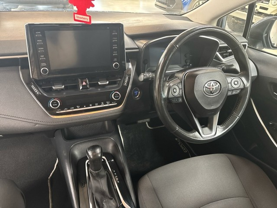2022 Toyota Corolla - image 8