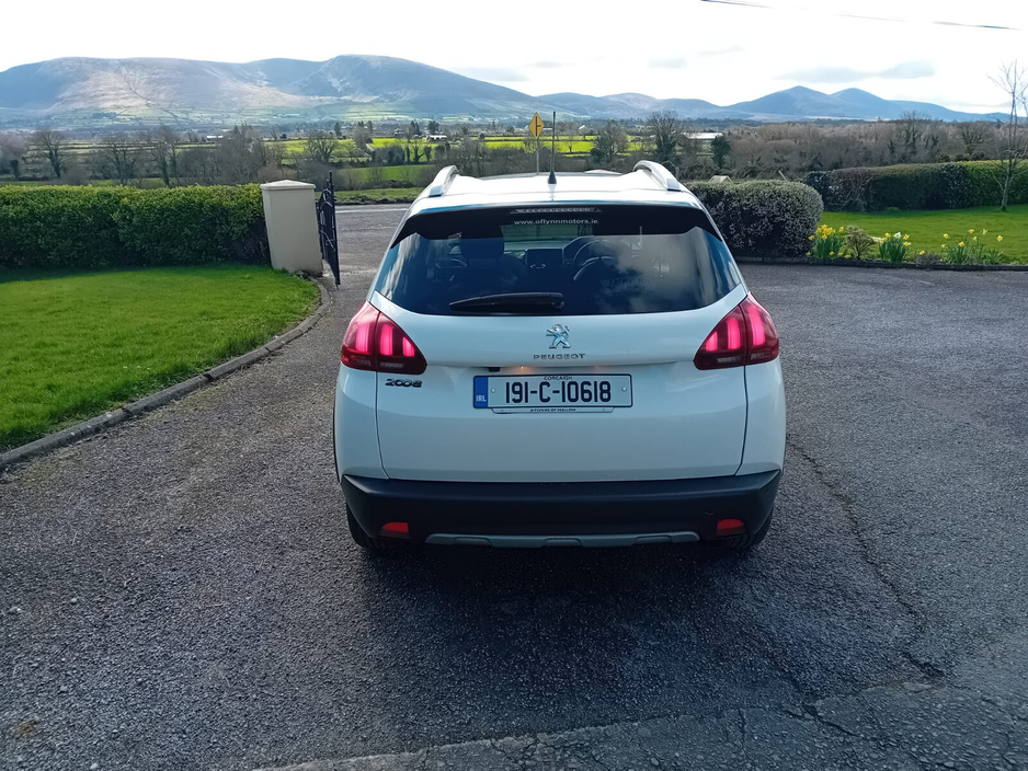 2019 Peugeot 2008 - image 8