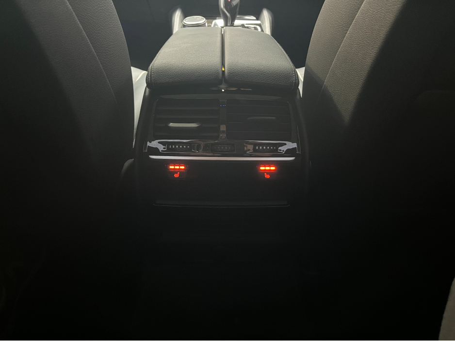 2018 BMW 5 Series €23950! 2018 BMW 530E IPERFORMANCE LUXURY 2.0 AUTOMATIC / CRUISE CONTROL / REVERSE CAMERA / ELECTRIC MEMORY & HEATED SEATS / HEATED REAR SEATS / AMBIENT LIGHTS €23,950