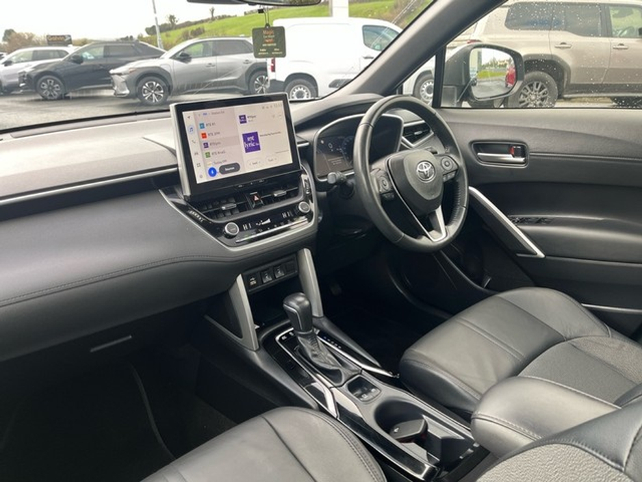 2024 Toyota Corolla Cross CROSS SOL 1.8