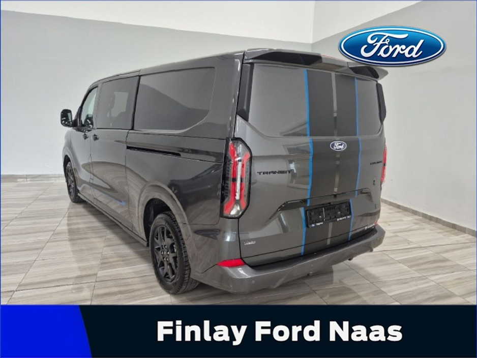 2026 Ford Transit Custom - image 3