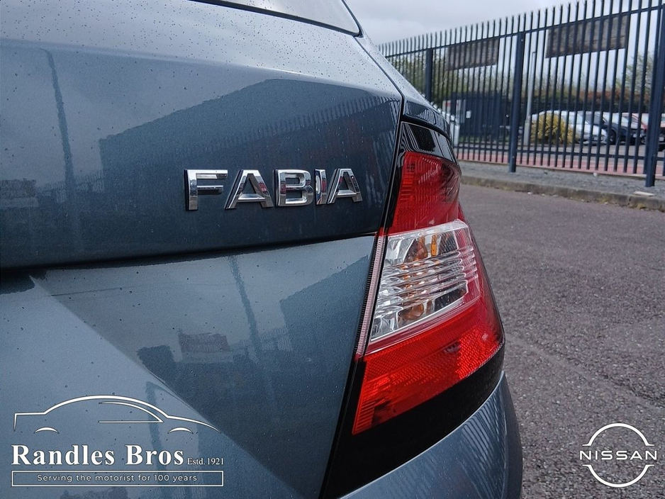 2020 Skoda Fabia - image 21