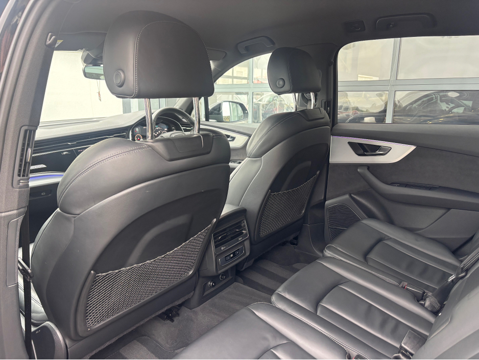 2023 Audi Q7 - image 15