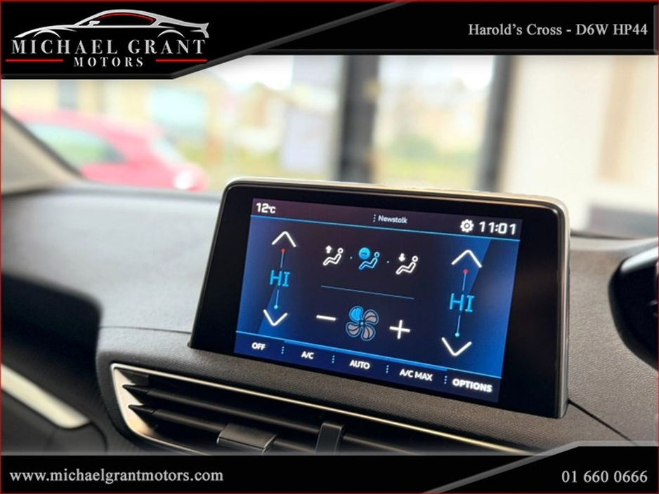 2020 Peugeot 3008 - image 25