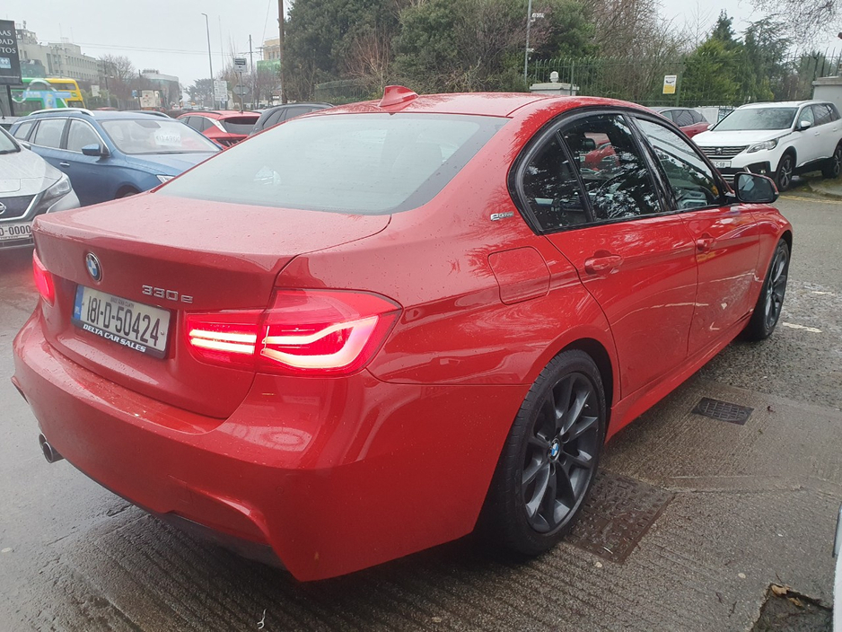 2018 BMW 3 Series - image 6