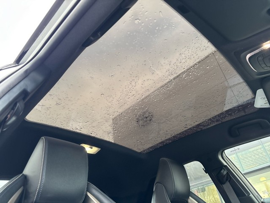 2025 Toyota C-HR - image 12