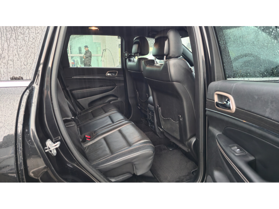 2015 Jeep Cherokee - image 16