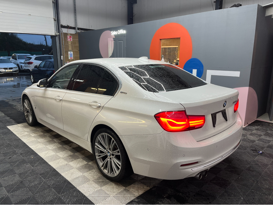 2018 BMW 3 Series 19950! 2018 BMW 330E iPERFORMANCE 2.0 AUTOMATIC / CRUISE CONTROL / REVERSE CAMERA / HEATED SEATS €19,950