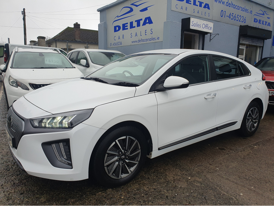 2022 Hyundai Ioniq PREMIUM AUTOMATIC FULLY ELECTRIC NCT 02/28 FINANCE AVAILABLE @ €59 PER WEEK HEATED SEATS/ SAT NAV/ TOUCH SCREEN MEDIA/ BLUETOOTH/ USB/ REVERSE CAMERA/ HISTORY CHECKED €14,950