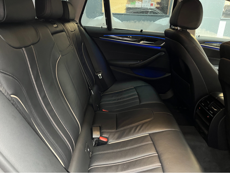 2018 BMW 5 Series €24950 2018 BMW 520D 523D TOURING LUXURY 2.0 AUTOMATIC / CRUISE CONTROL / 360° PARKING CAMERA / ELECTRIC MEMORY HEATED FRONT & REAR SEATS €24,950