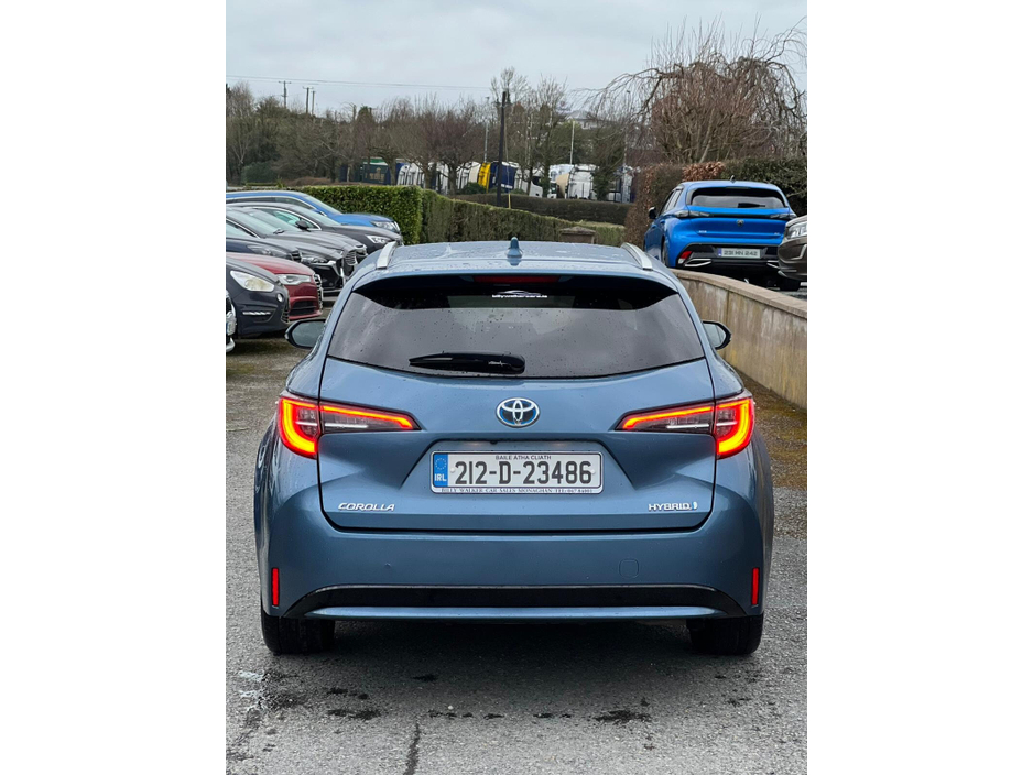 2021 Toyota Corolla - image 5