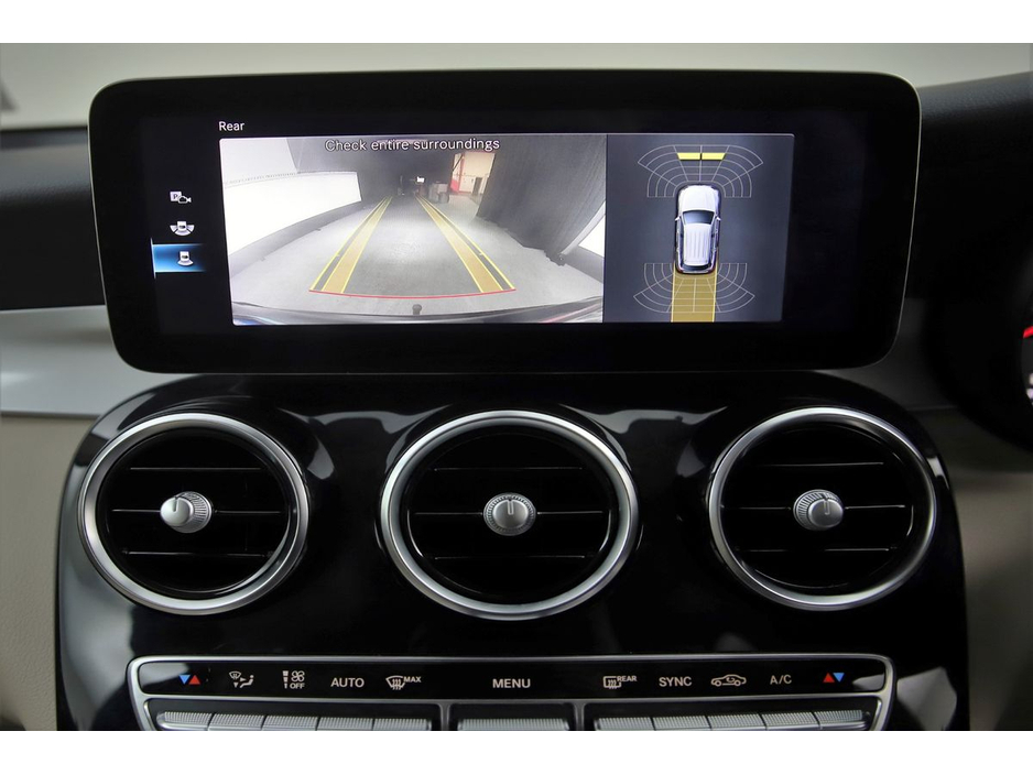 2022 Mercedes-Benz GLC Class - image 21