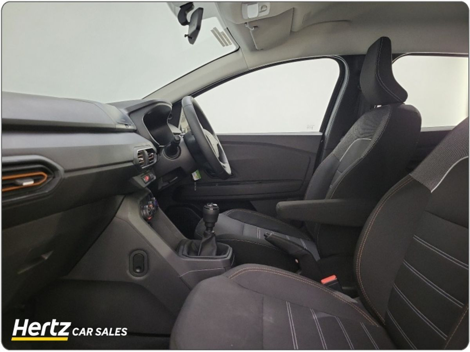 2023 Dacia Sandero Stepway - image 4