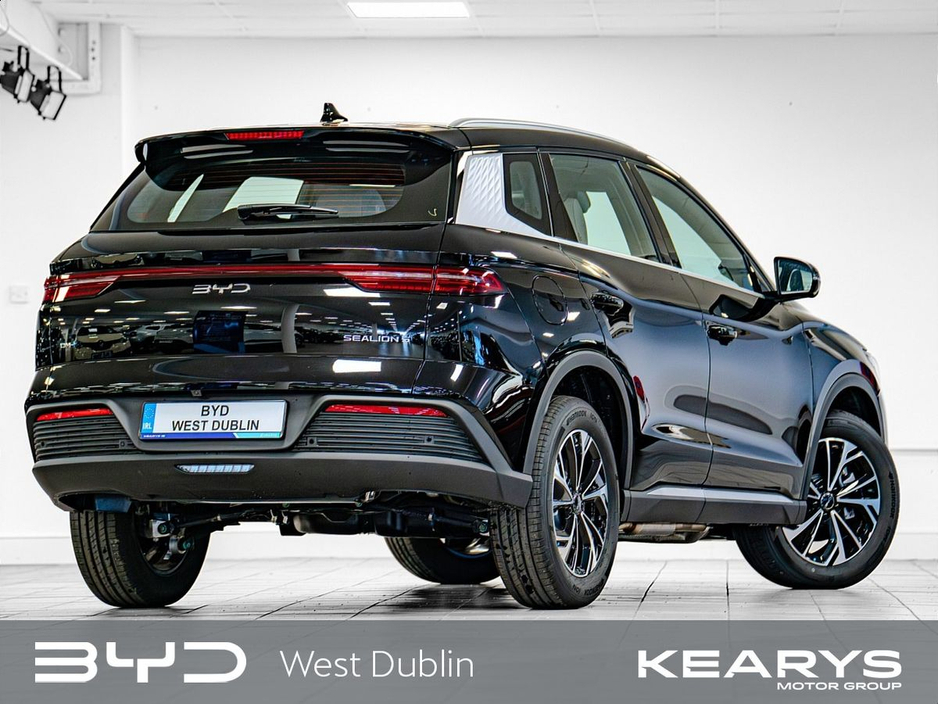 2026 BYD Sealion 5 - image 8